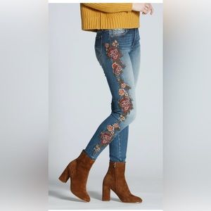 Driftwood “Jackie” Skinny Jeans - Size 30